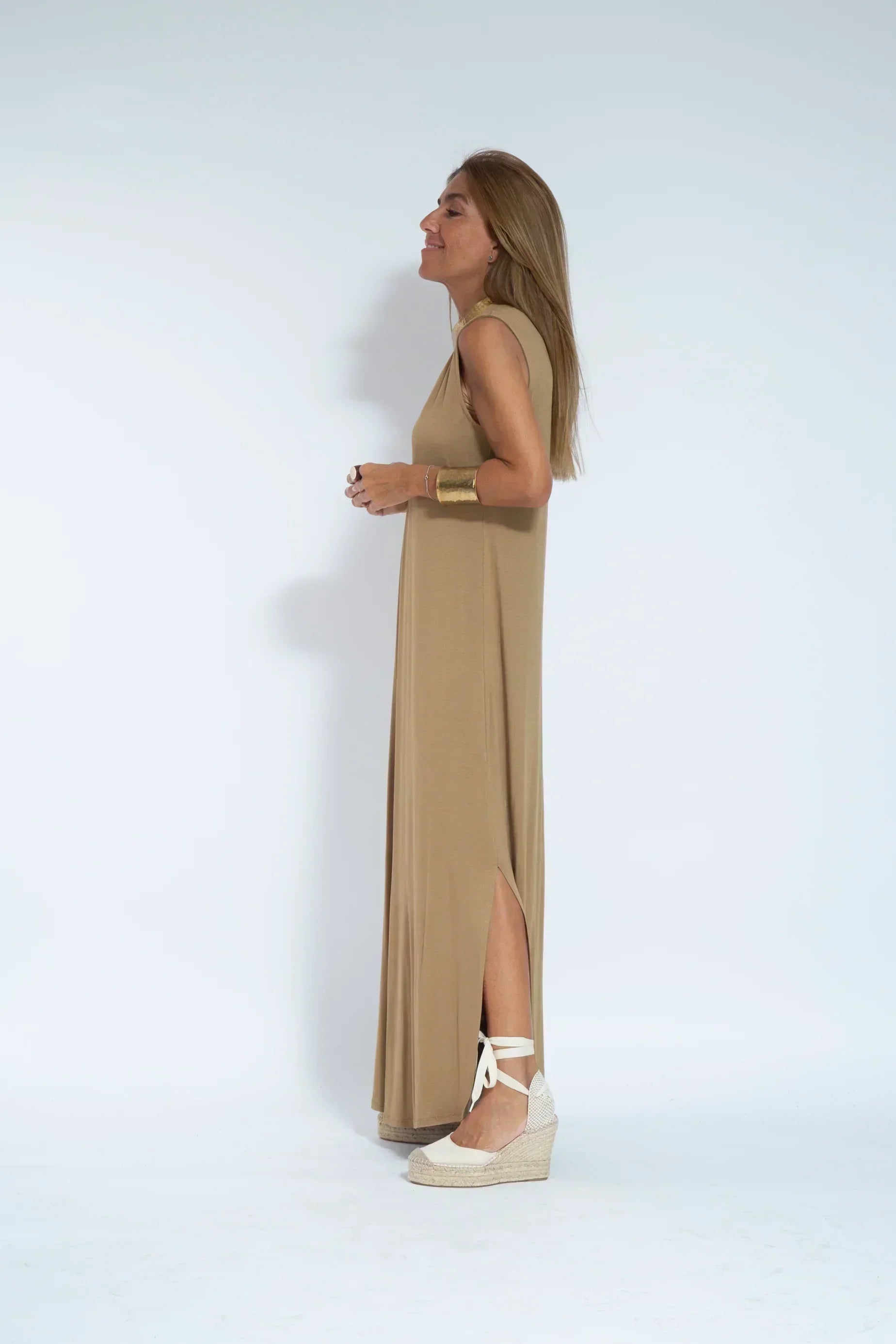 Mondevo™ | Vestido ajustado con chaleco
