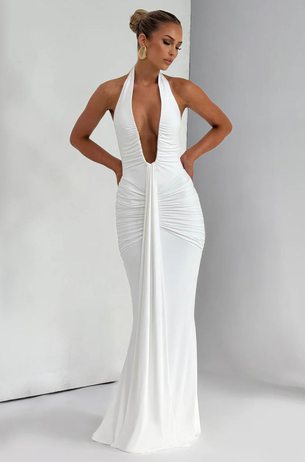 Vestido Tatiana™ -  Elegancia fluida con escote halter
