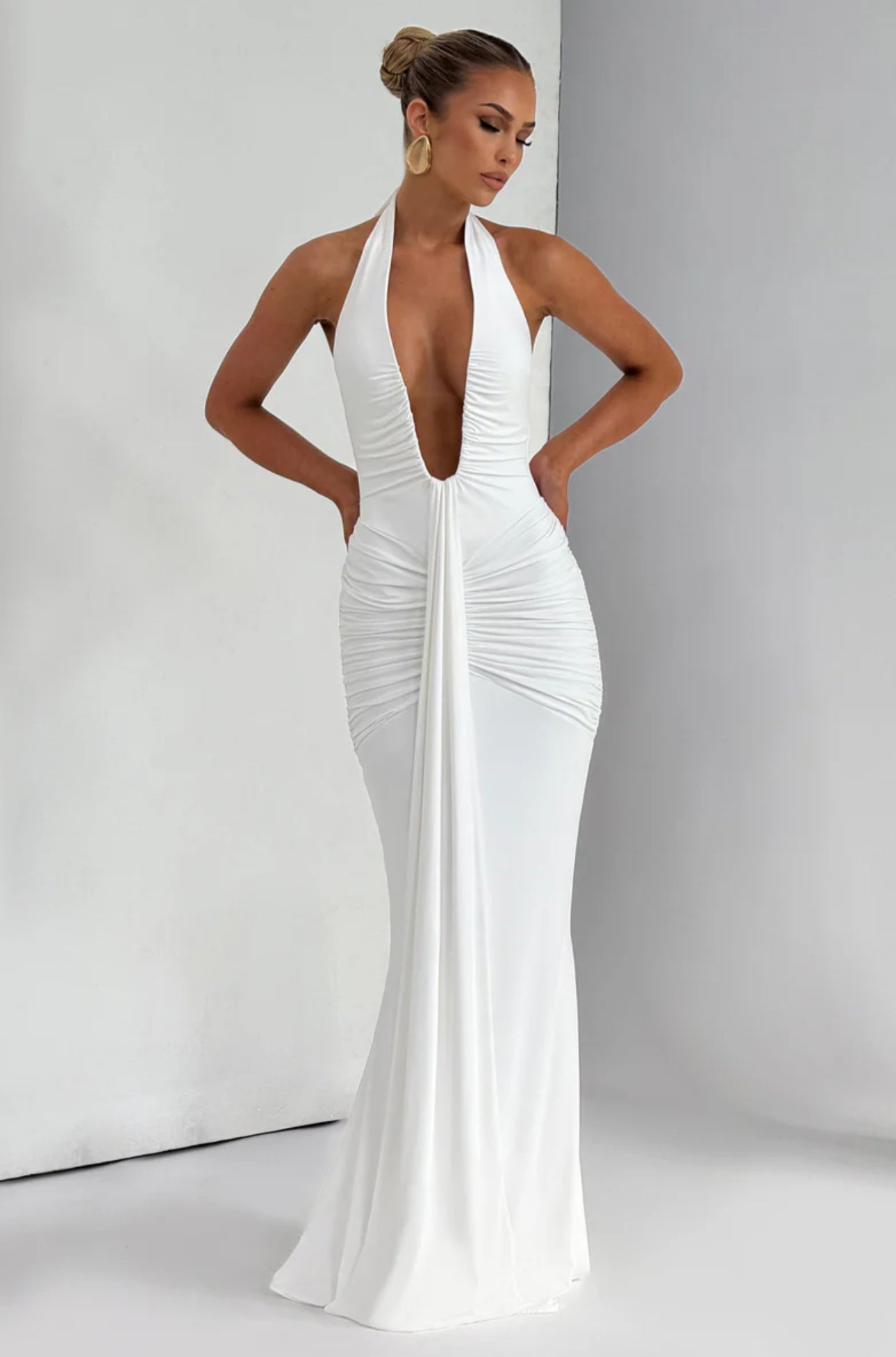 Vestido Tatiana™ -  Elegancia fluida con escote halter