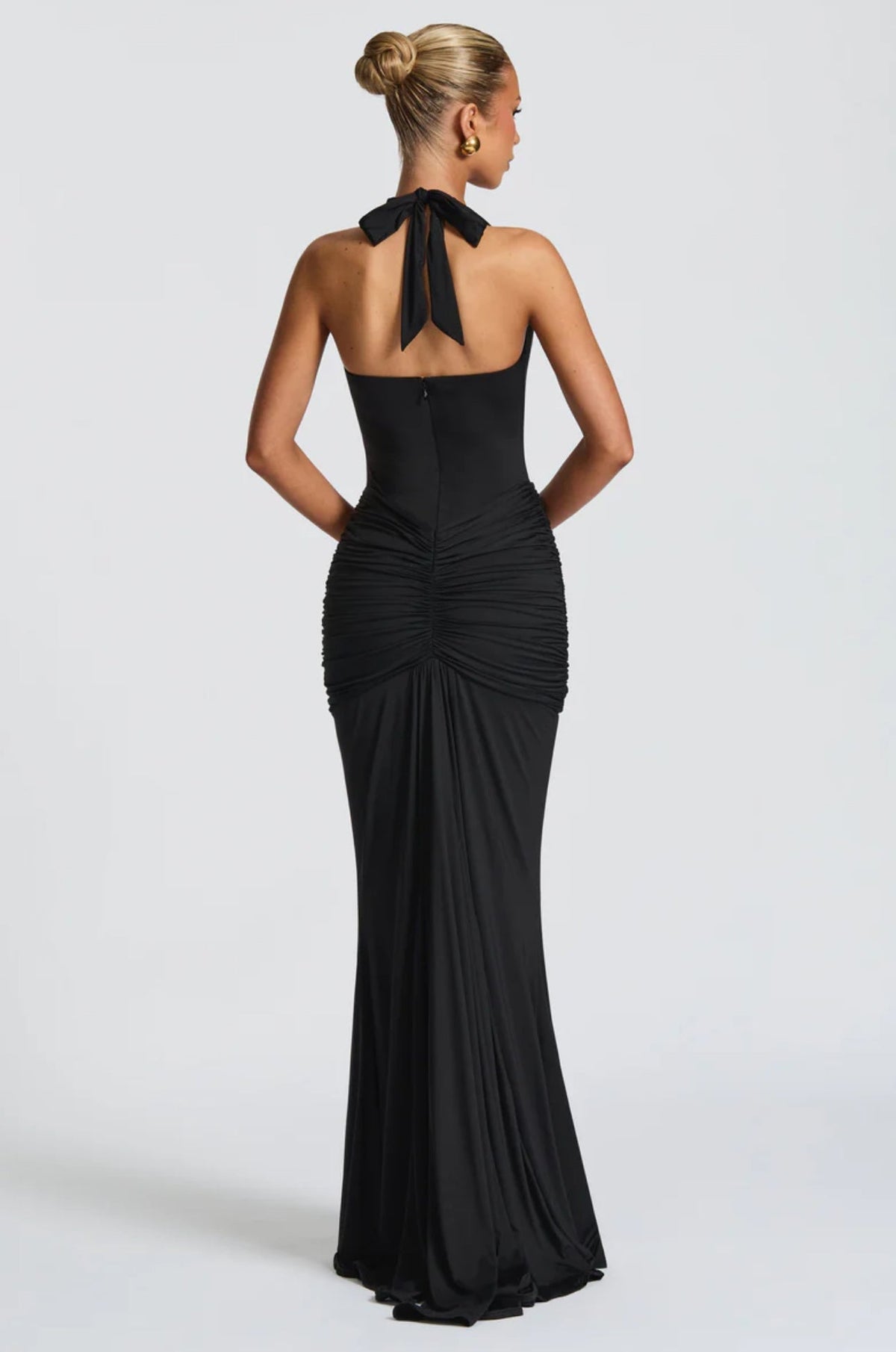 Vestido Tatiana™ -  Elegancia fluida con escote halter