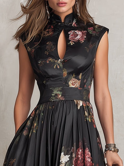 Vestido midi negro de satén plisado con estampado floral