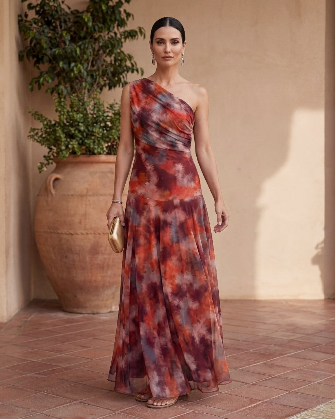 Uma | Vestido largo fluido con diseño elegante