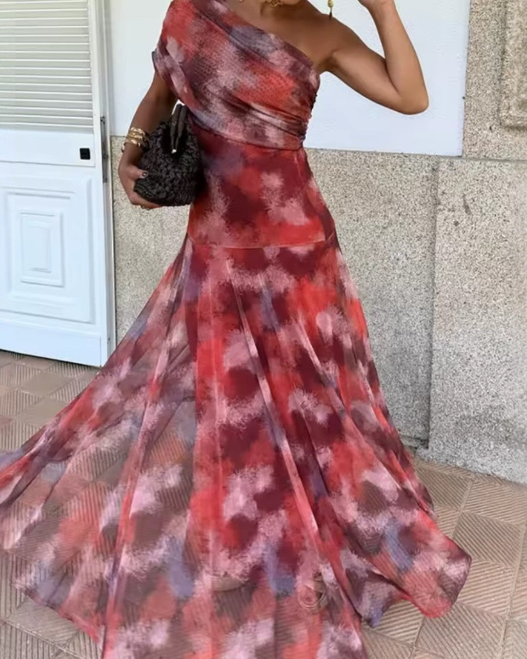 Uma | Vestido largo fluido con diseño elegante