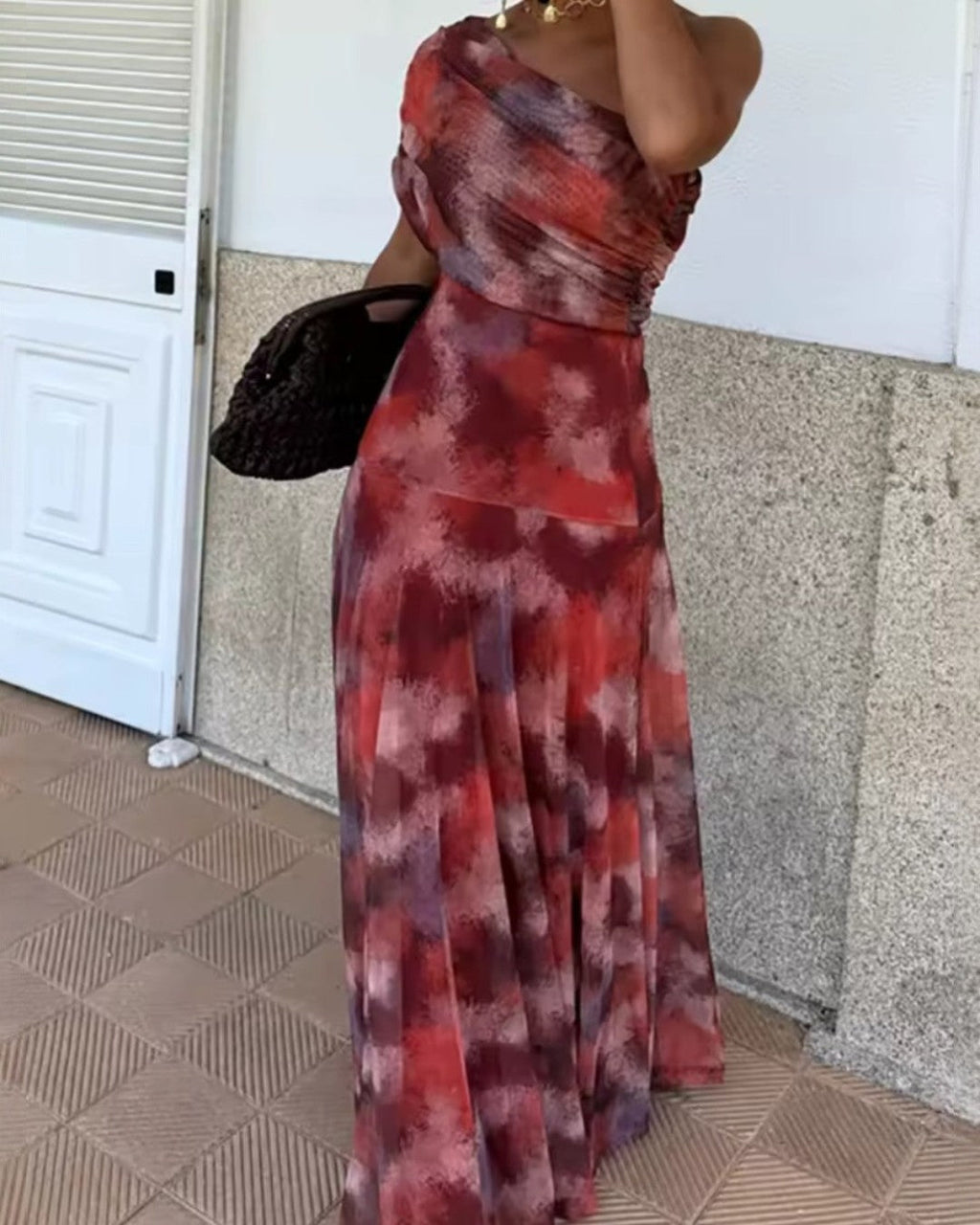 Uma | Vestido largo fluido con diseño elegante