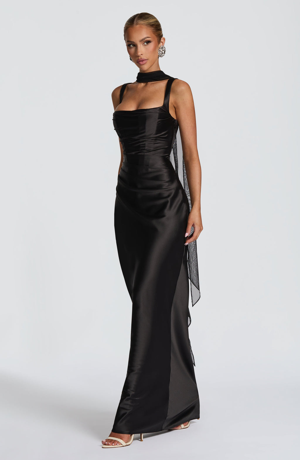 Vestido Naeti ™ - Elegancia satinada con estructura refinada