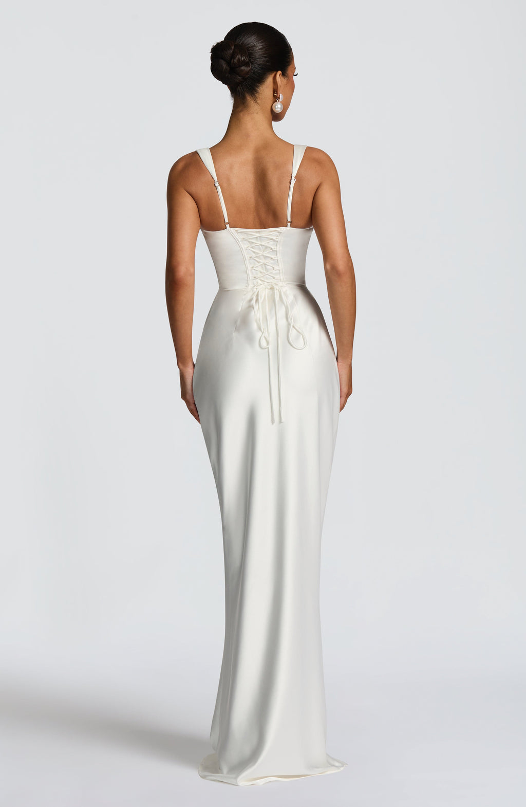 Vestido Naeti ™ - Elegancia satinada con estructura refinada