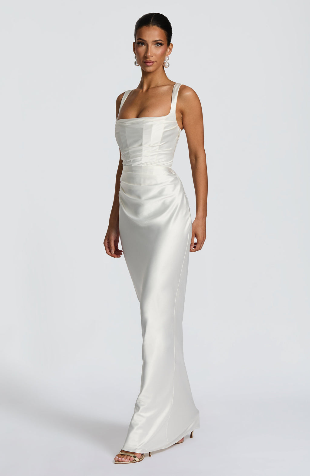 Vestido Naeti ™ - Elegancia satinada con estructura refinada