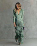 Marta | Vestido elegante con mangas de flecos
