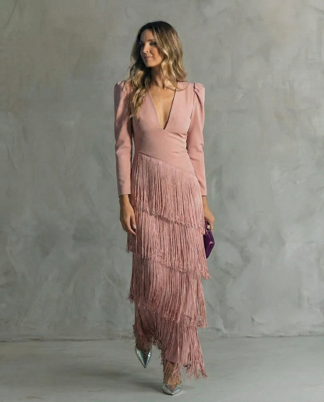 Marta | Vestido elegante con mangas de flecos