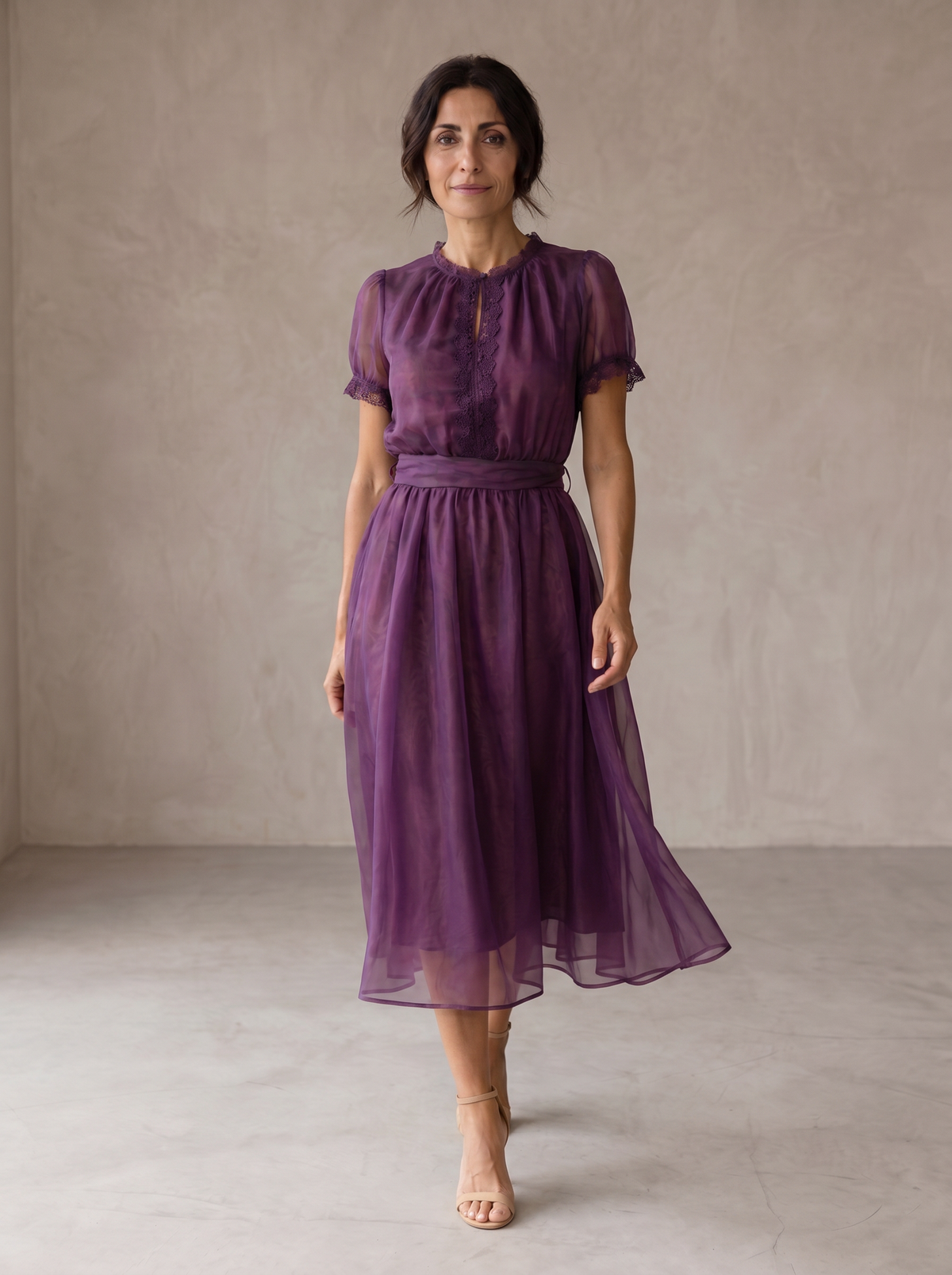 Paula | Maxivestido de gasa con encaje