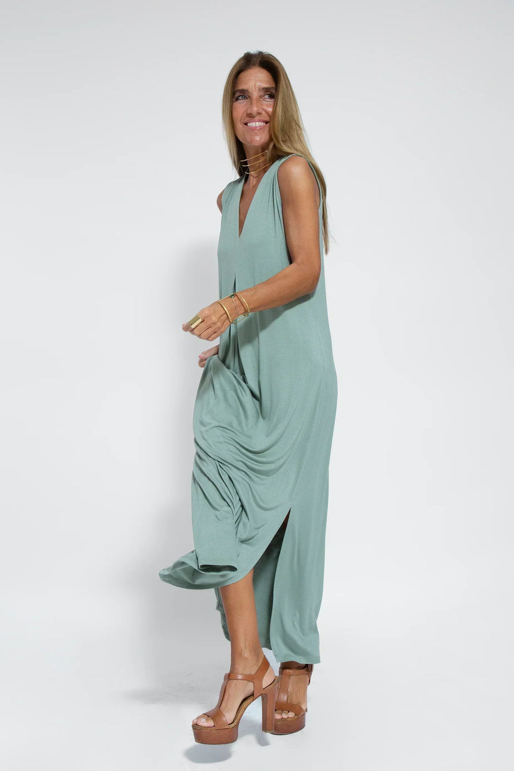 Mondevo™ | Vestido ajustado con chaleco