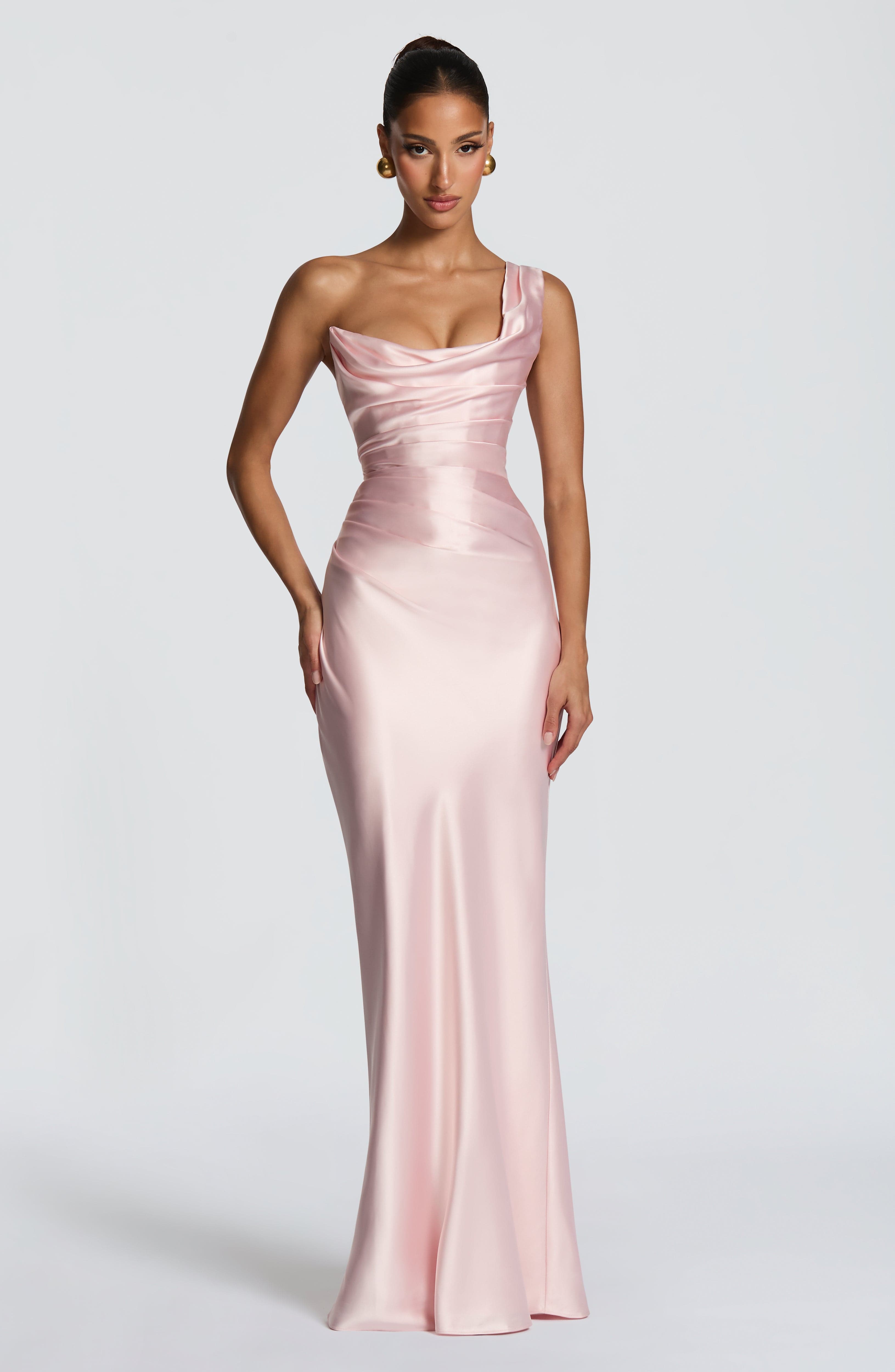 Vestido Carolina™ -  Elegancia asimétrica con caída satinada