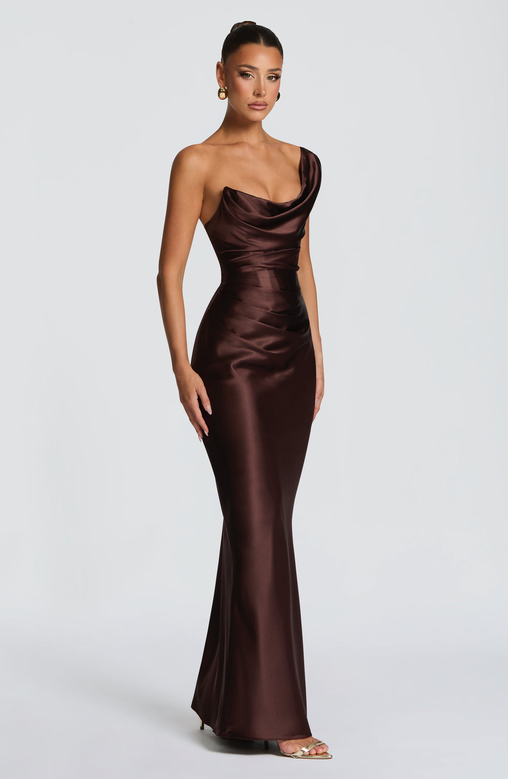 Vestido Carolina™ -  Elegancia asimétrica con caída satinada
